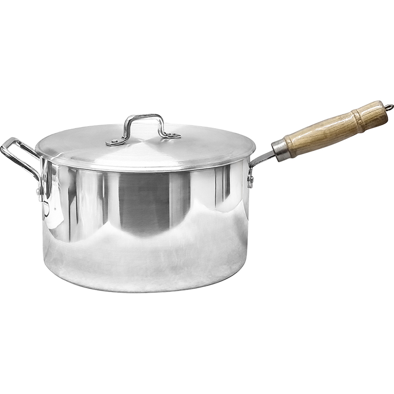 25cm / 10" Aluminium Stew Pan with Wooden Handle - Image 1